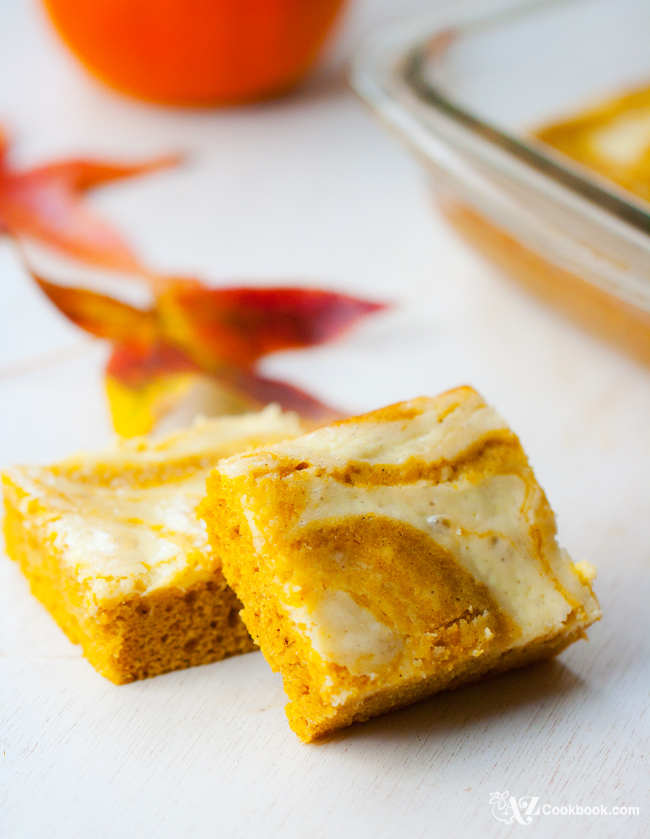 Swirled Pumpkin-Cream Cheese Cake Bars