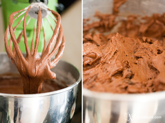 Chocolate Crinkle Cookies