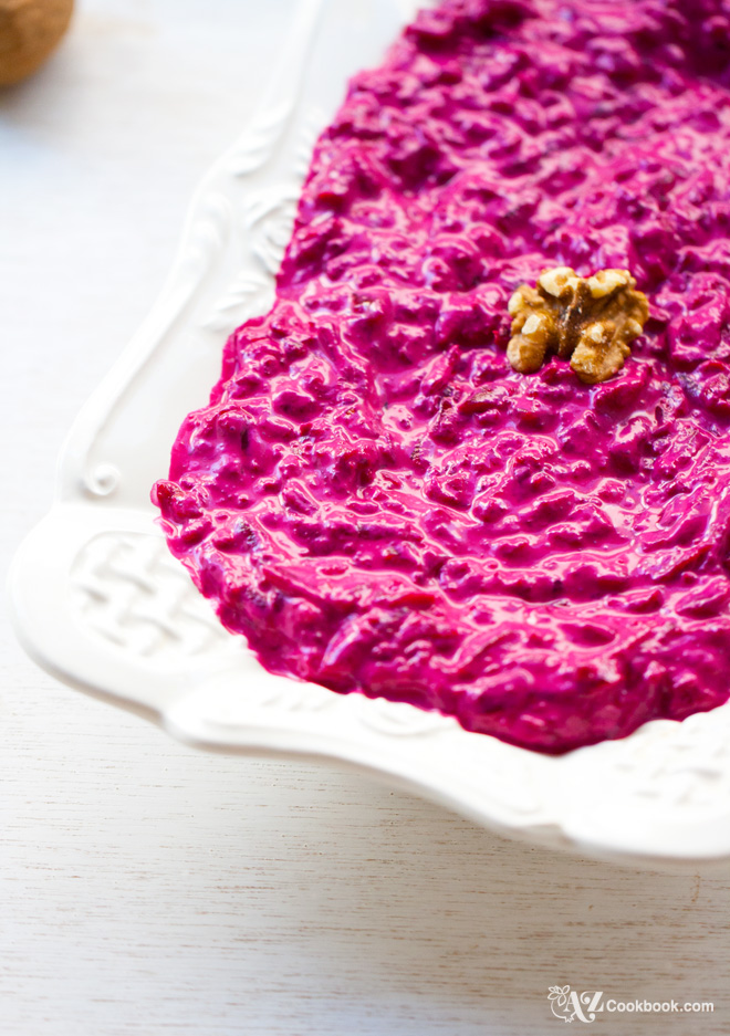 Qatıqlı-Qozlu Çuğundur Salatı
